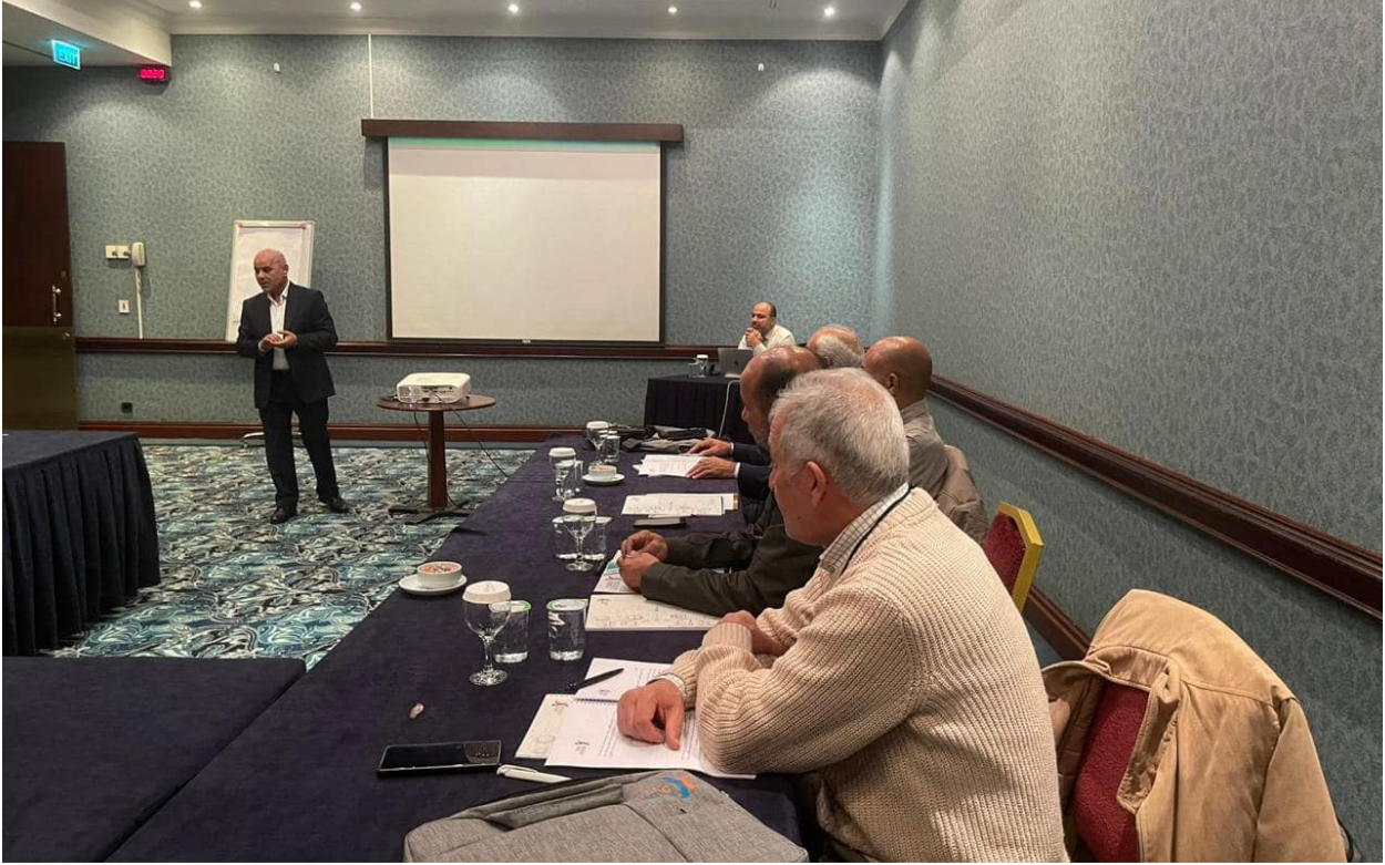 برنامج تدريبي بعنوان تقنيات التفاوض الفعال في عمليات الشراء والعطاءات